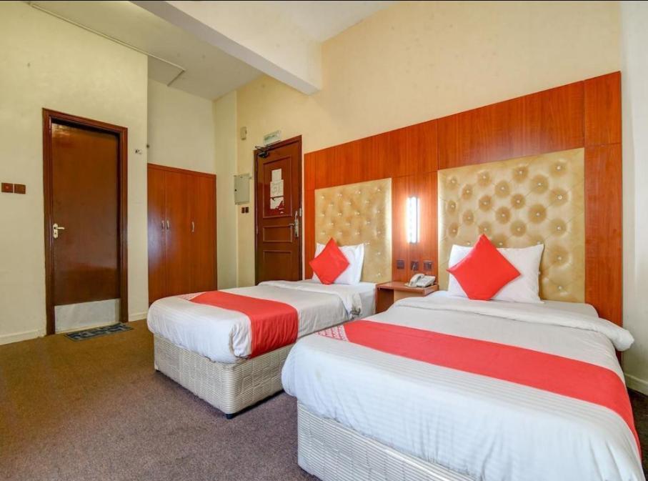 דובאי Parasol Hotel מראה חיצוני תמונה