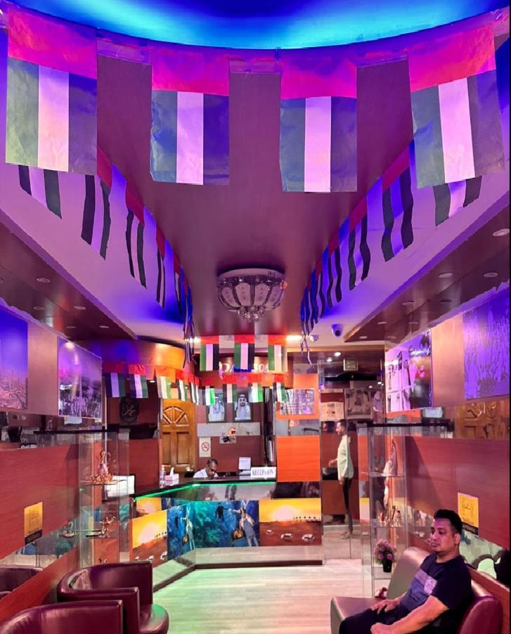 דובאי Parasol Hotel מראה חיצוני תמונה