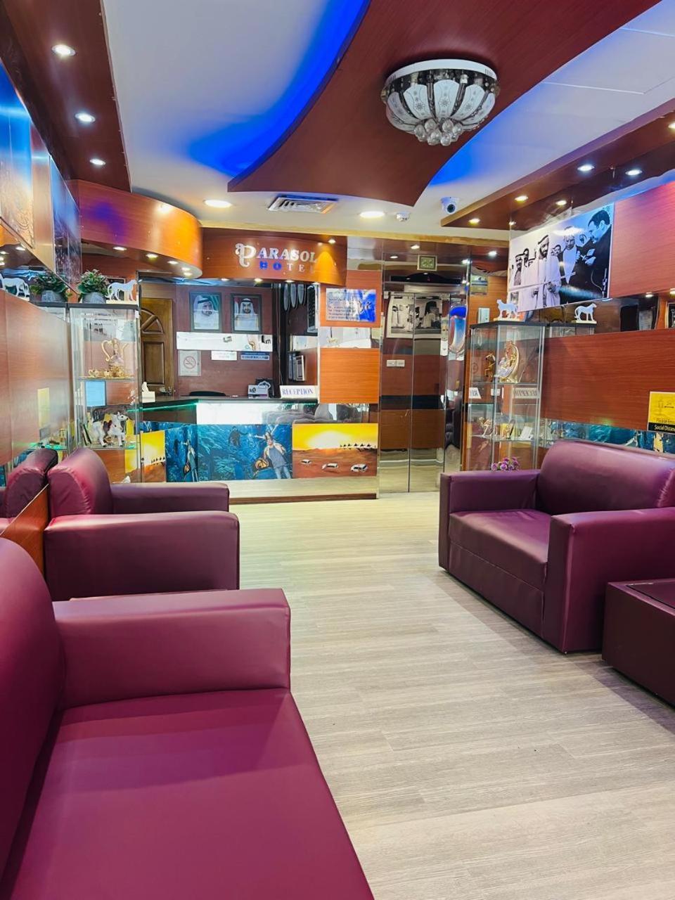 דובאי Parasol Hotel מראה חיצוני תמונה